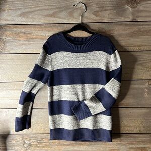 GAP sweater Size: toddler 5 years, navy blue, and light gray striped like new